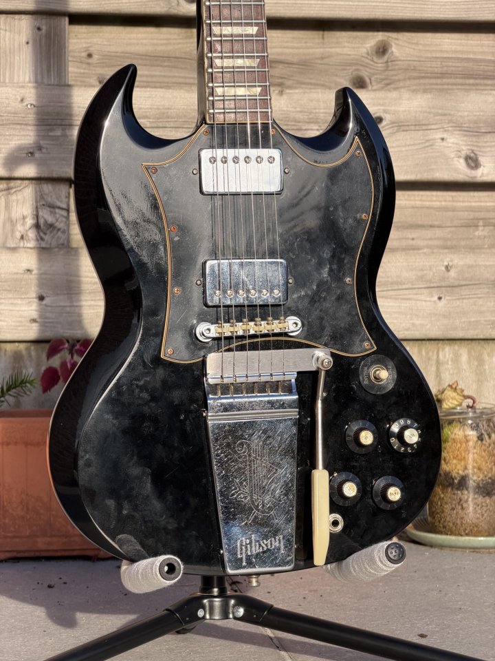 1969 Gibson SG Standard Ebony de segunda mano · Foto 2 de 9 · Madrid · 3700 €