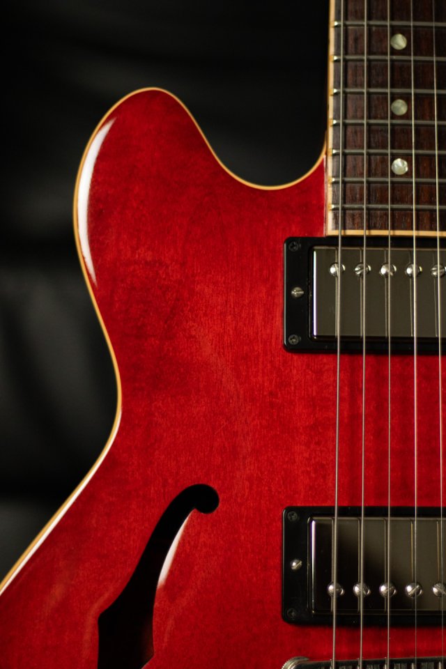 Gibson Memphis ES-339 with Dot Inlays 2013 - Antique Red Cherry de segunda mano · Foto 5 de 10 · Ourense · 3090 €