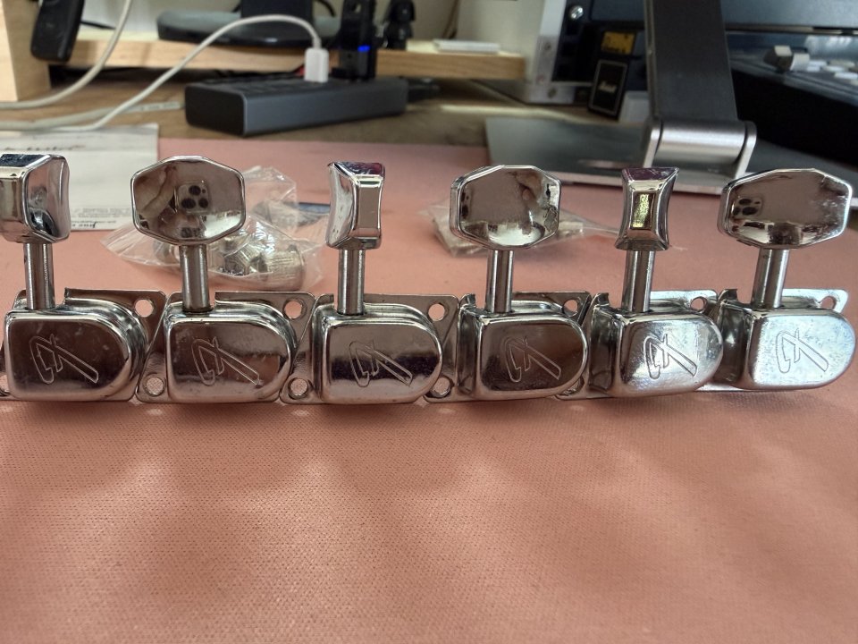 Tuners originales Fender años 70 (envío incluido)