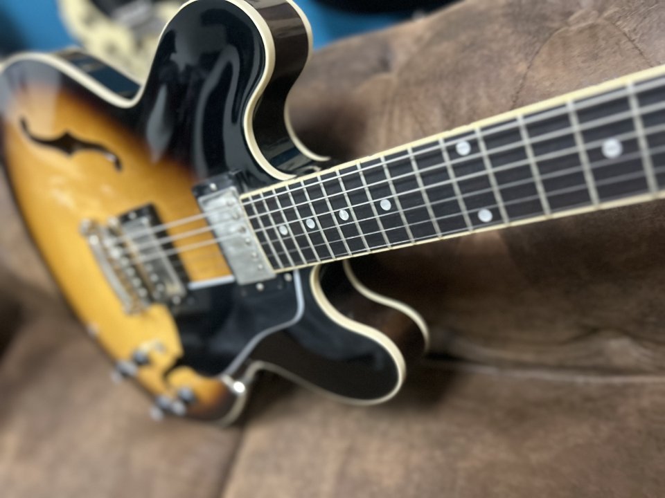 Gibson es335 2021 de segunda mano · Foto 3 de 10 · Sevilla · 2399 €