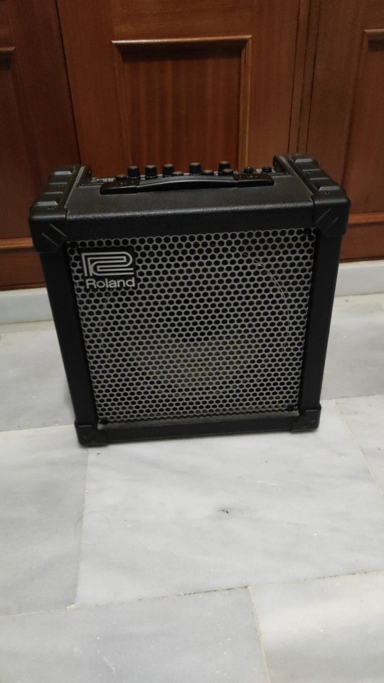 Telecaster Marwell & Roland Cube 30 de segunda mano · Foto 2 de 4 · Huelva · 250 €