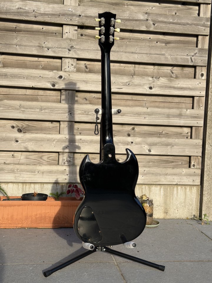 1969 Gibson SG Standard Ebony de segunda mano · Foto 5 de 9 · Madrid · 3700 €