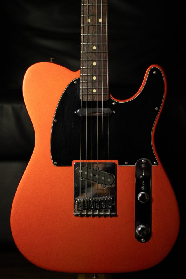 *RAREZA* Fender Standard Telecaster Satin 2013 - Flame Orange de segunda mano · Foto 2 de 10 · Ourense · 990 €