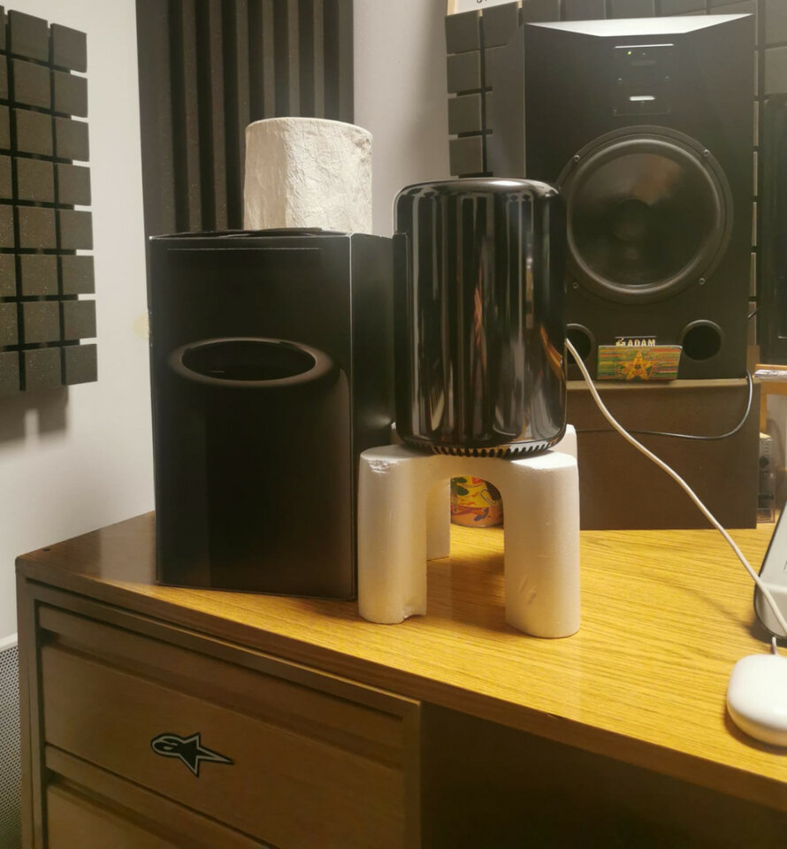 APPLE MAC PRO 6.1    3.0GHZ  10Cores  D500   (2TB)  64GB RAM  PRODUCCION MUSICAL