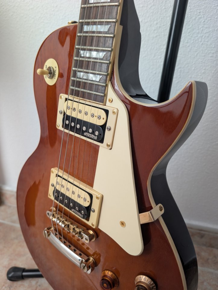 Vintage Icon V100 con estuche Thomann