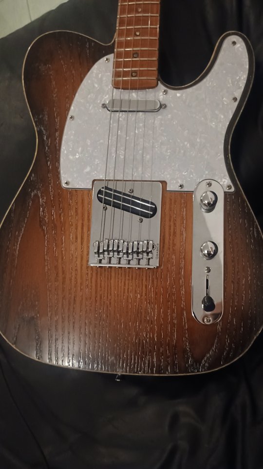 Telecaster de fresno de 1 pieza / CAMBIO de segunda mano · Foto 1 de 10 · Barcelona · 650 €