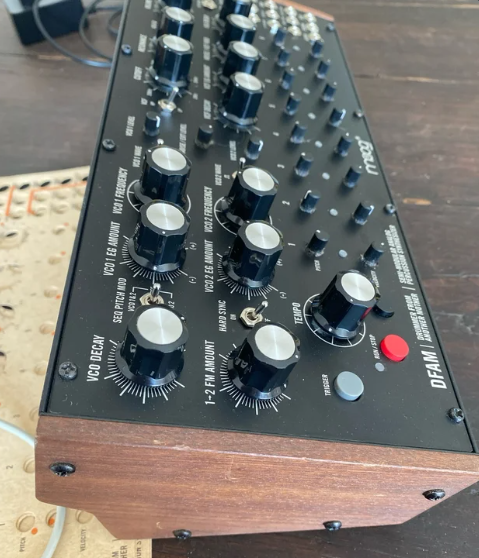 Moog DFAM sintetizador analógico semi-modular con secuenciador de segunda mano · Foto 4 de 4 · Girona · 520 €