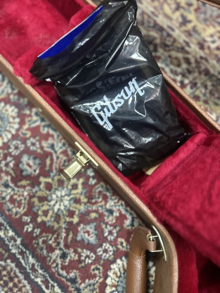 Gibson es335 2021 de segunda mano · Foto 4 de 10 · Sevilla · 2399 €
