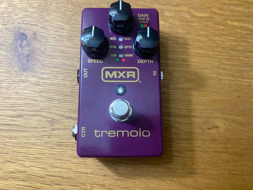 MXR M-305 Multi Mode Tremolo de segunda mano · Foto 5 de 5 · Pontevedra · 130 €