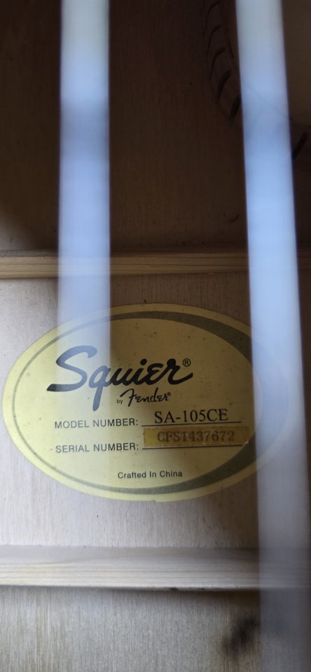 Squier Fender Electroacústica de segunda mano · Foto 9 de 10 · Madrid · 75 €