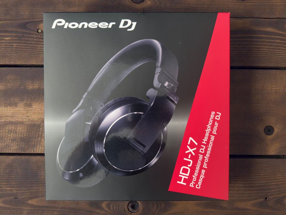 Pioneer DJ HDJ-X7 + Pioneer DJ HDJ-HC02 Headphone Case