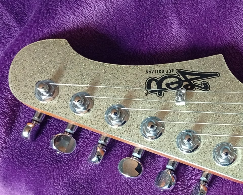 Jet JS500 mejorada con Seymour Duncan