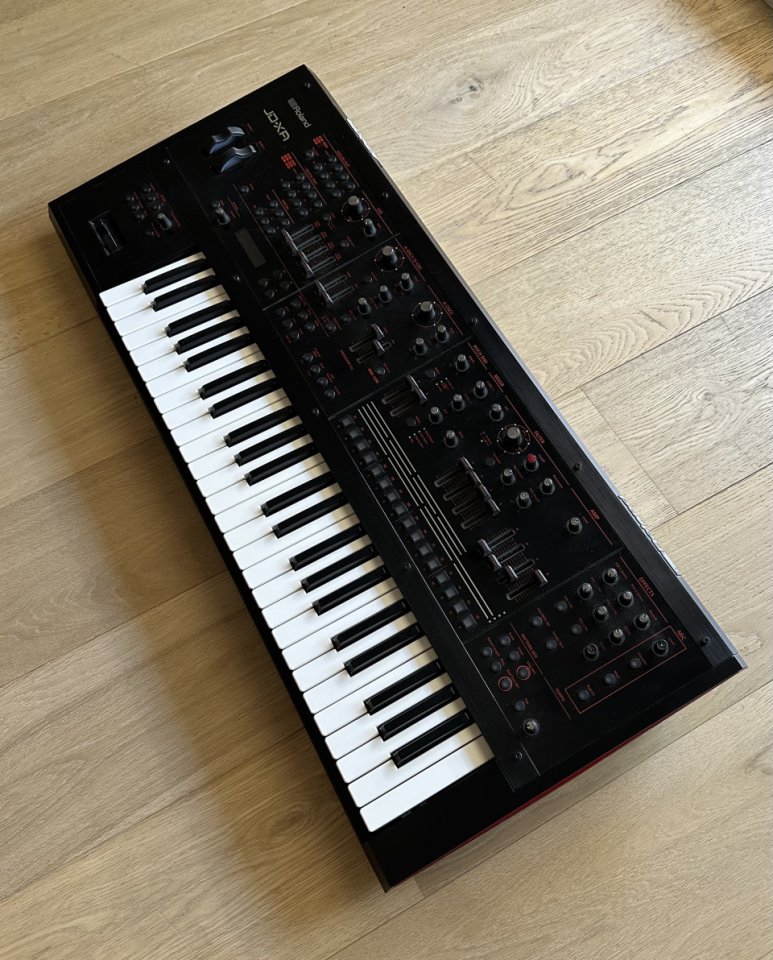 Roland JD XA