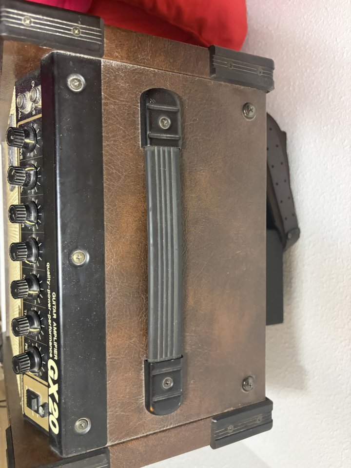 Ibanez GX20 Made in Japan 80s – Amplificador vintage guitarra eléctrica de segunda mano · Foto 2 de 3 · Castellón · 100 €