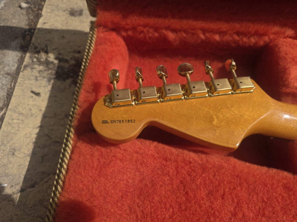 Fender SRV Stratocaster artist model 1997 de segunda mano · Foto 3 de 10 · Alicante · 1800 €