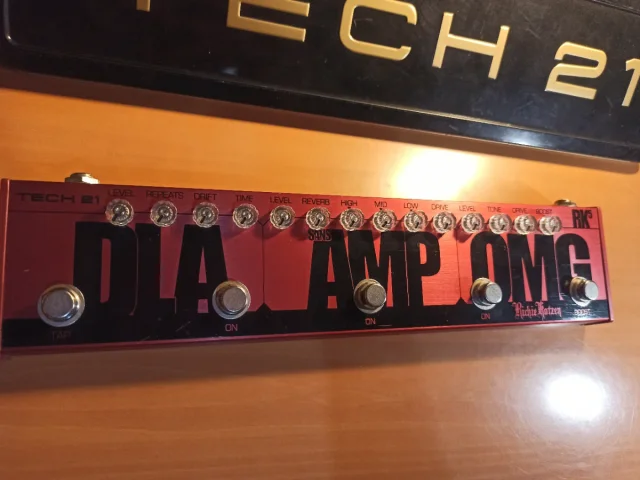 Pedalera Tech 21 RK5 Richie Kotzen v1 de segunda mano · Foto 1 de 2 · Murcia · 158 €