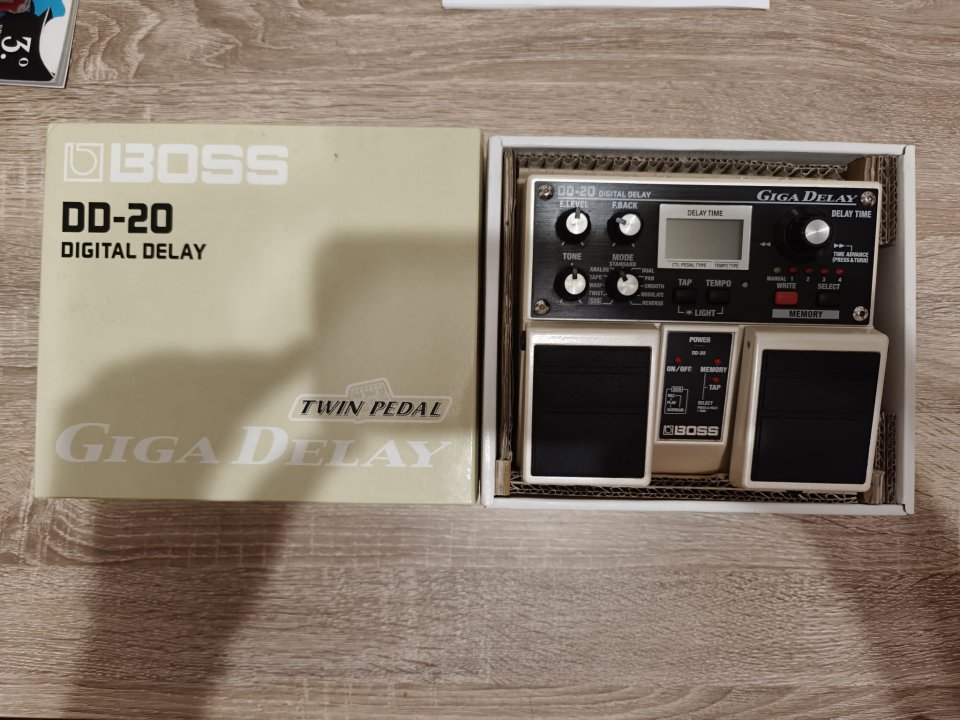 BOSS DD 20 DIGITAL DELAY de segunda mano · Foto 1 de 2 · Málaga · 120 €
