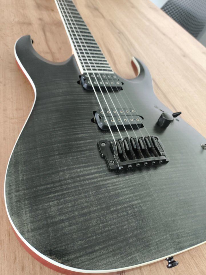 Ibanez RGAIX6FM de segunda mano · Foto 7 de 7 · Madrid · 700 €