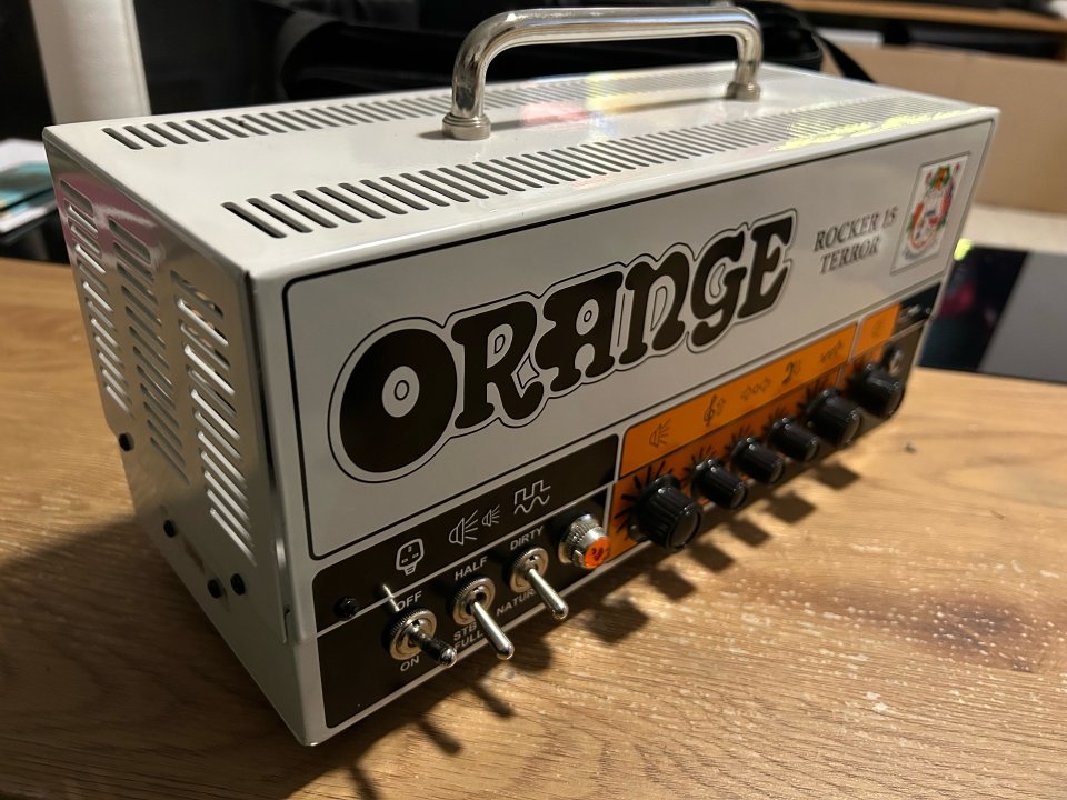 Orange Rocker 15 Terror