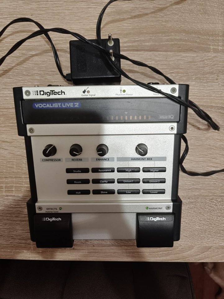 Vendo o cambio Digitech Vocalist Live 2 de segunda mano · Málaga · 130 €