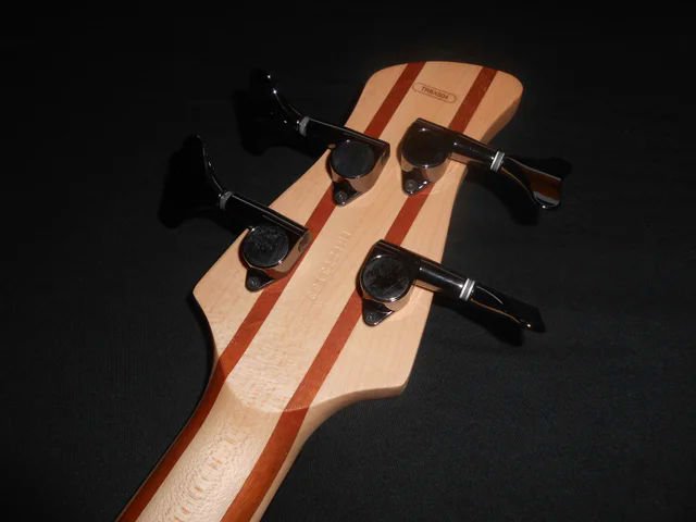 Bajo Yamaha TRBX 504 de segunda mano · Foto 6 de 10 · Barcelona · 340 €