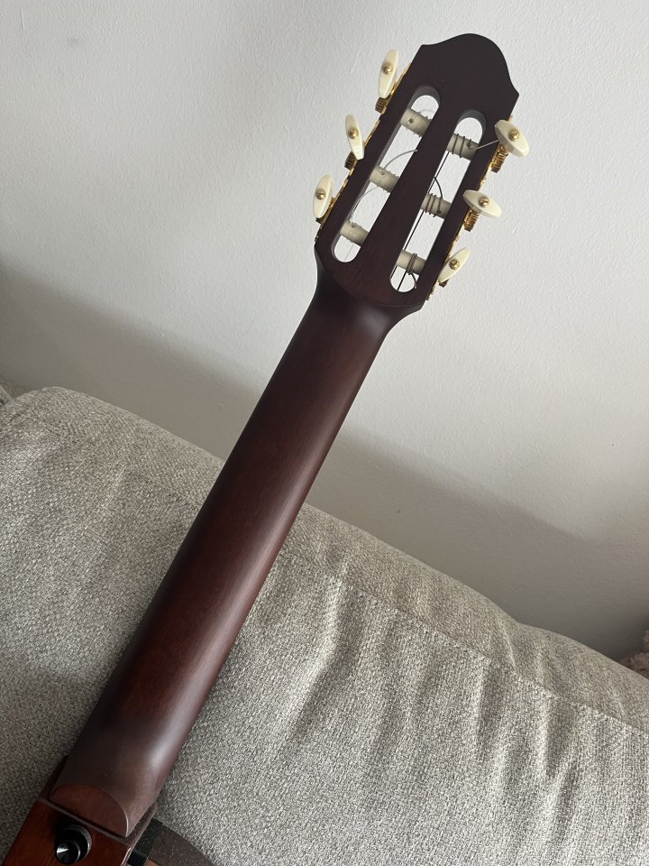 Yamaha SLG200NW silent guitar de segunda mano · Foto 4 de 4 · Alicante · 600 €