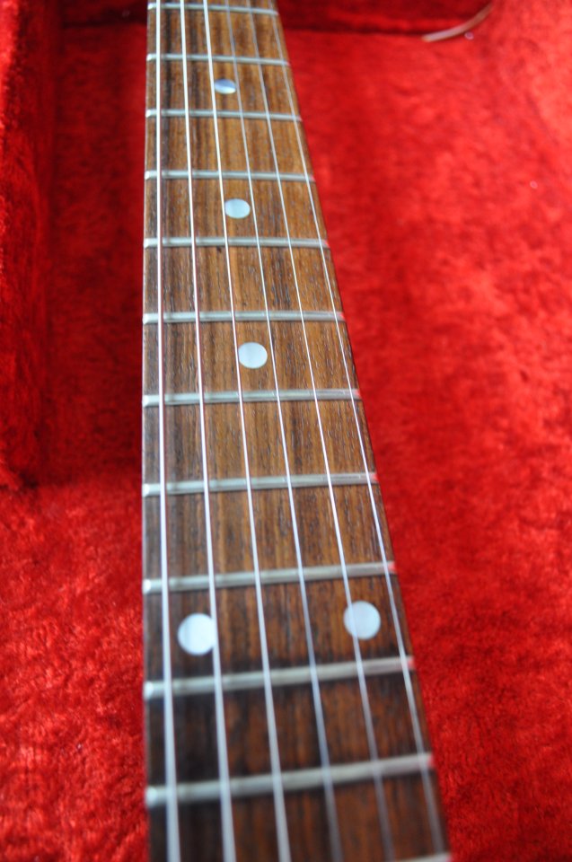 Travis Bean TB500 vintage (1978) de segunda mano · Foto 8 de 10 · Madrid · 8000 €