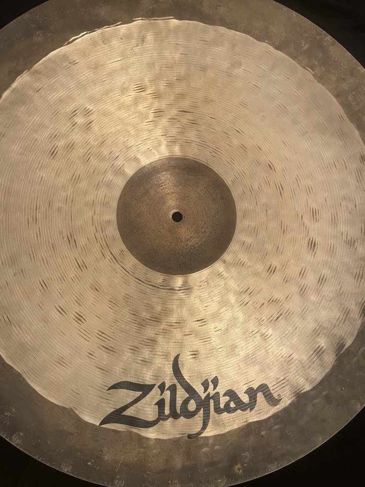 Zildjian Dry Complex Ride II de 22 (Bill Stewart) de segunda mano · Foto 2 de 2 · Barcelona · 750 €
