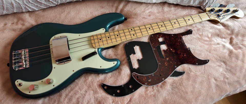 Fender Precision Sherwood Green USA / JAPAN