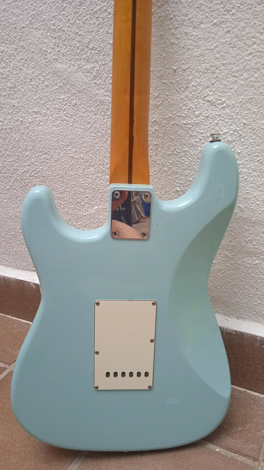 1981 Tokai Stratocaster ST-80 logo Spaguetti made in Japan