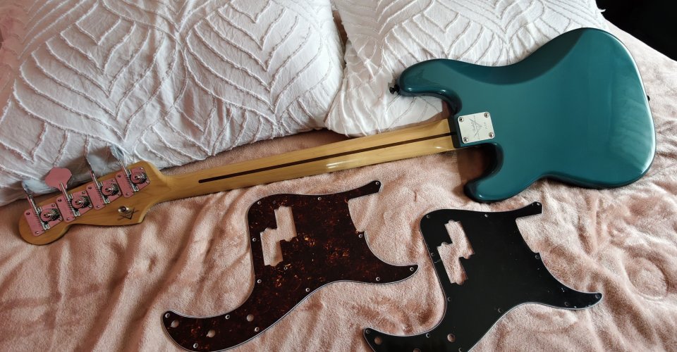 Fender Precision Sherwood Green USA / JAPAN