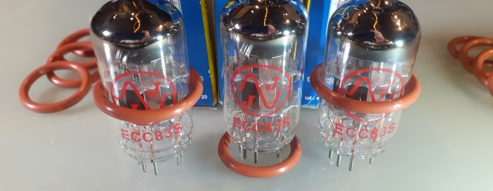 JJ Electronic Ecc 83 S/El 84 de segunda mano · Foto 1 de 3 · Asturias · 27 €