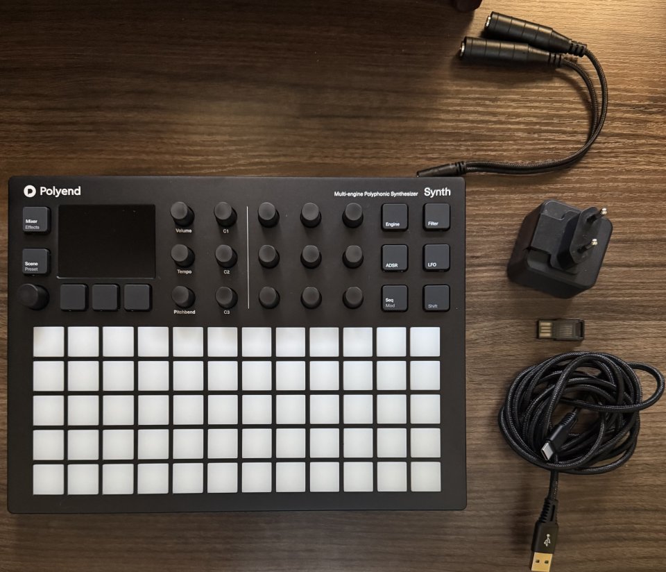 Sintetizador Polyend Synth de segunda mano · Foto 3 de 6 · Cáceres · 325 €