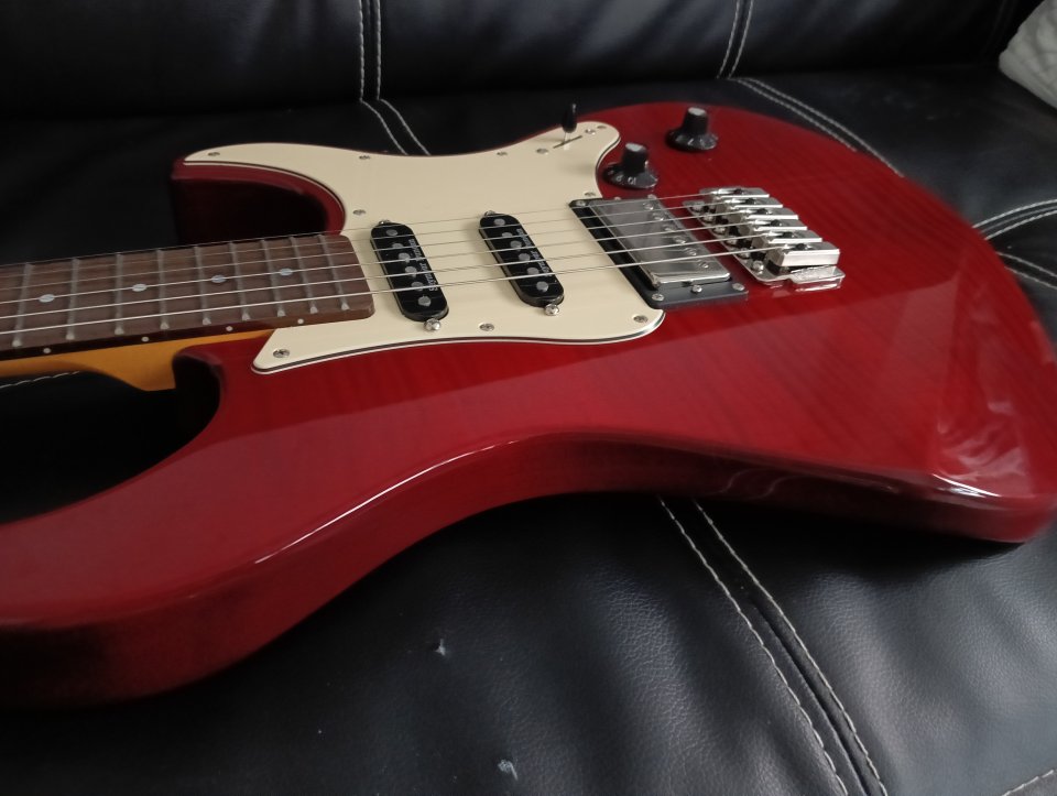 Yamaha Pacífica 612 *RESERVADA*