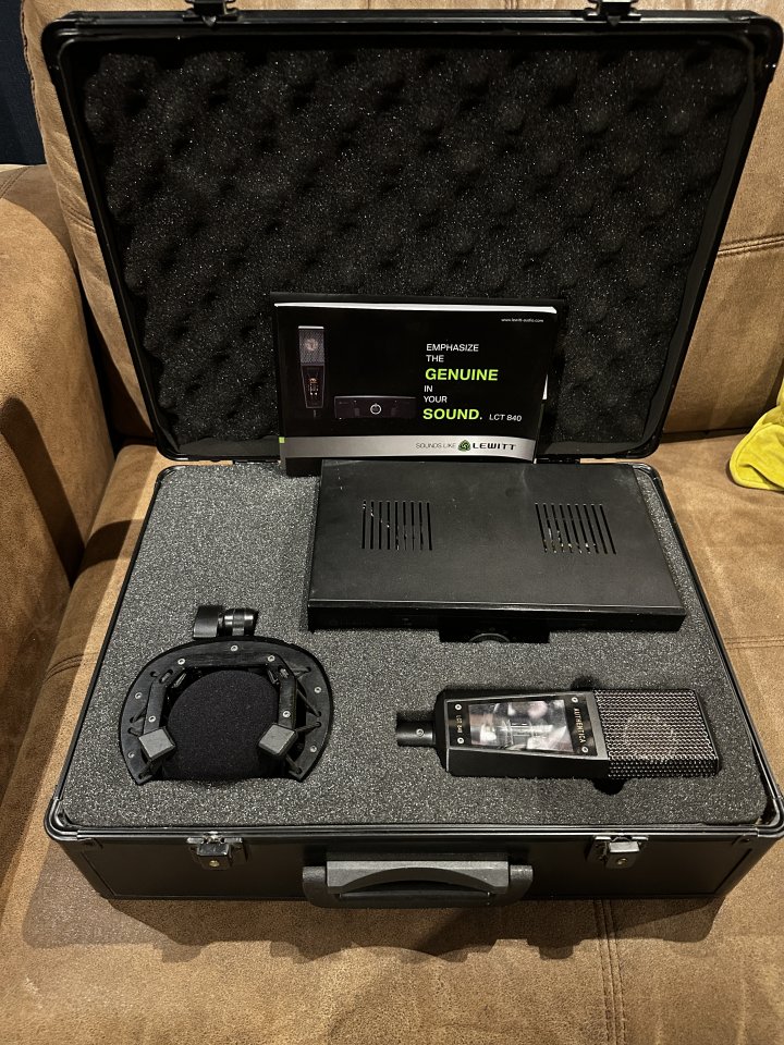 Lewitt 840 tube