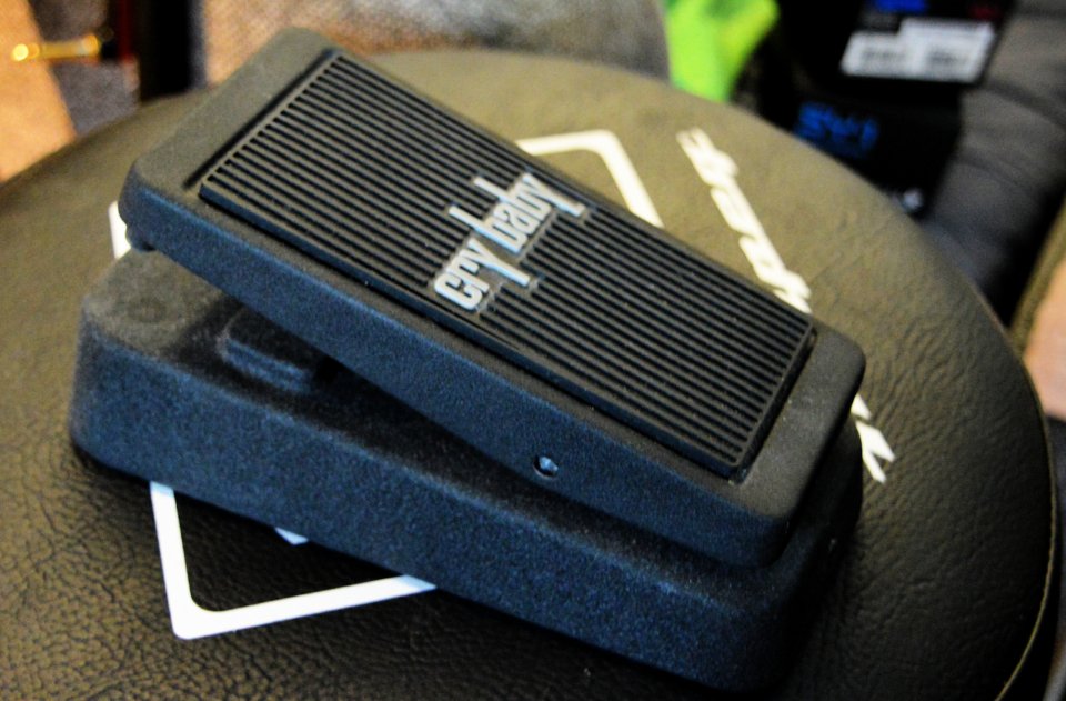 Dunlop Cry Baby Junior CBJ95 (NUEVO) de segunda mano · Foto 1 de 4 · Madrid · 100 €