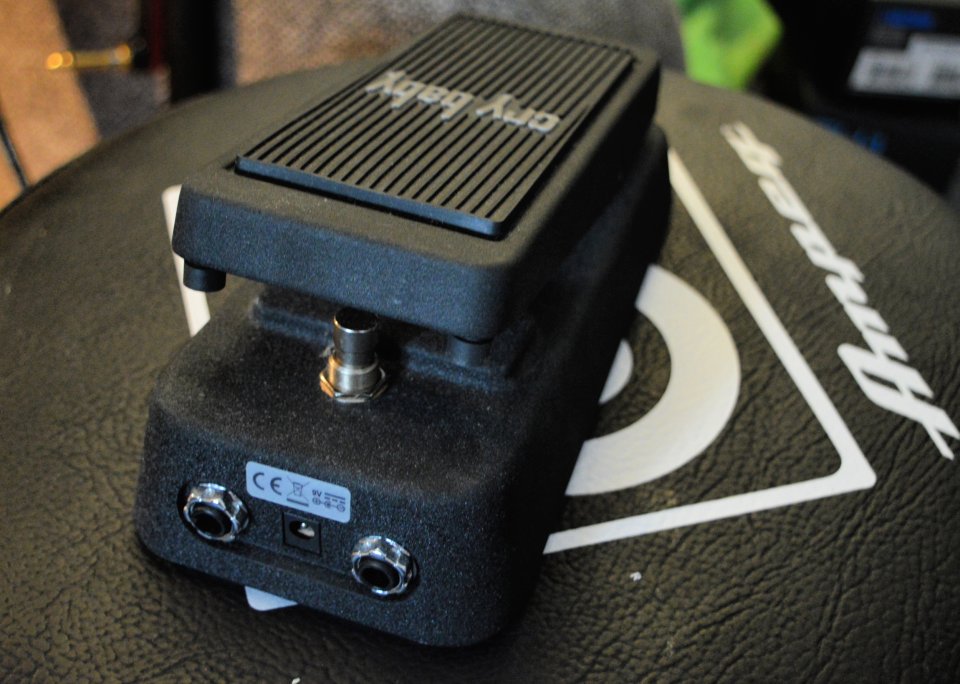Dunlop Cry Baby Junior CBJ95 (NUEVO) de segunda mano · Foto 2 de 4 · Madrid · 100 €