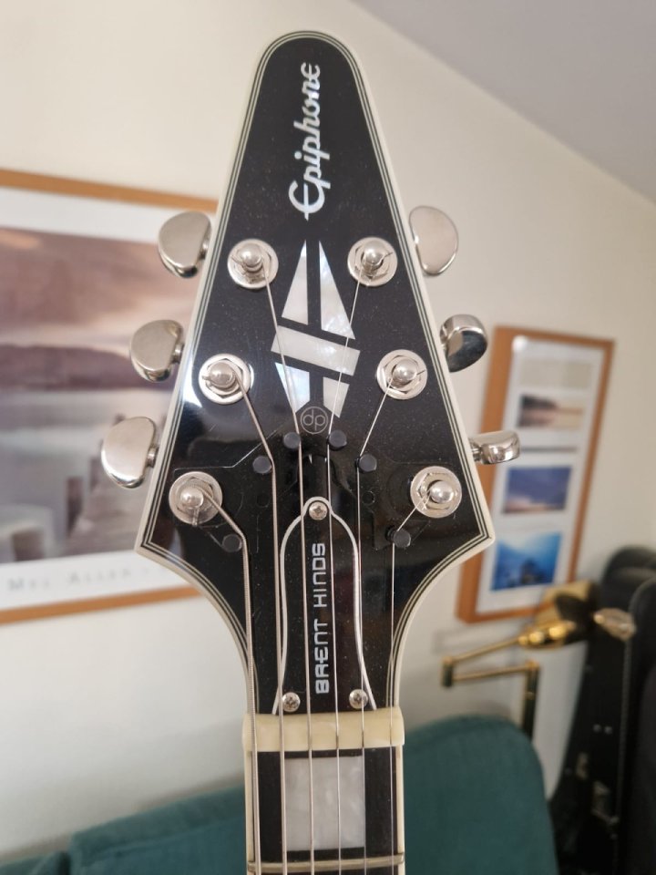 Epiphone Brent Brent Hinds Flying V (Modificaciones alta gama) de segunda mano · Foto 5 de 8 · Madrid · 1200 €