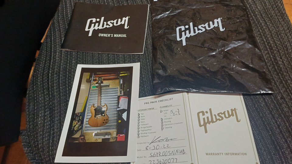 Gibson sg tribute de segunda mano · Foto 6 de 6 · Barcelona · 900 €