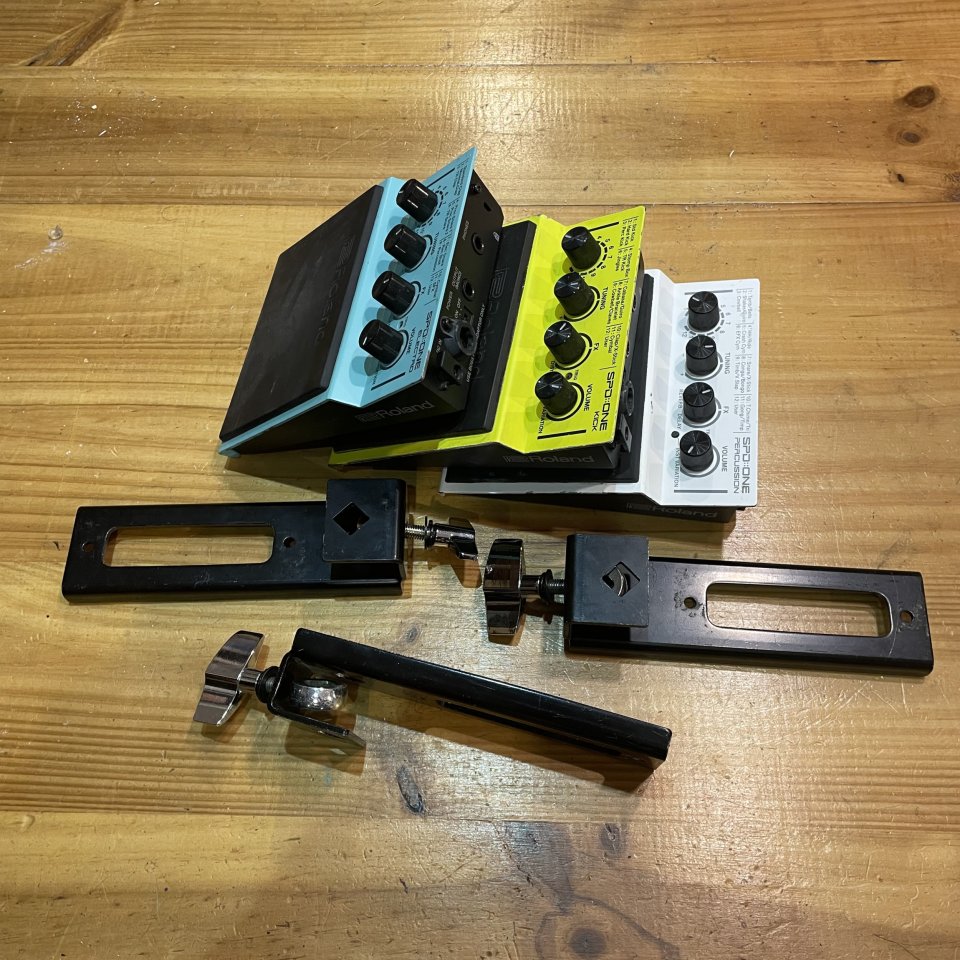 Set 3 Pads Roland SPD:: ONE de segunda mano · Foto 4 de 5 · Navarra · 360 €