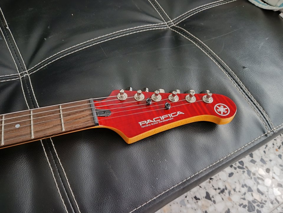 Yamaha Pacífica 612 *RESERVADA*