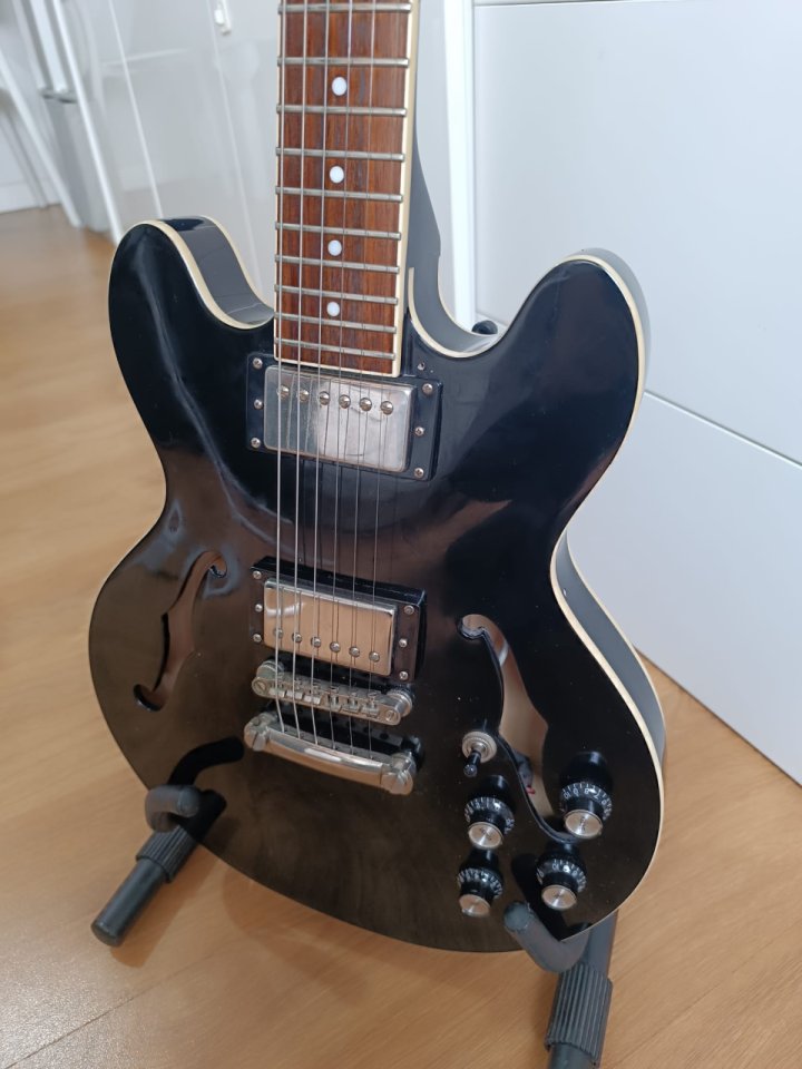 Epiphone ES-339 negra