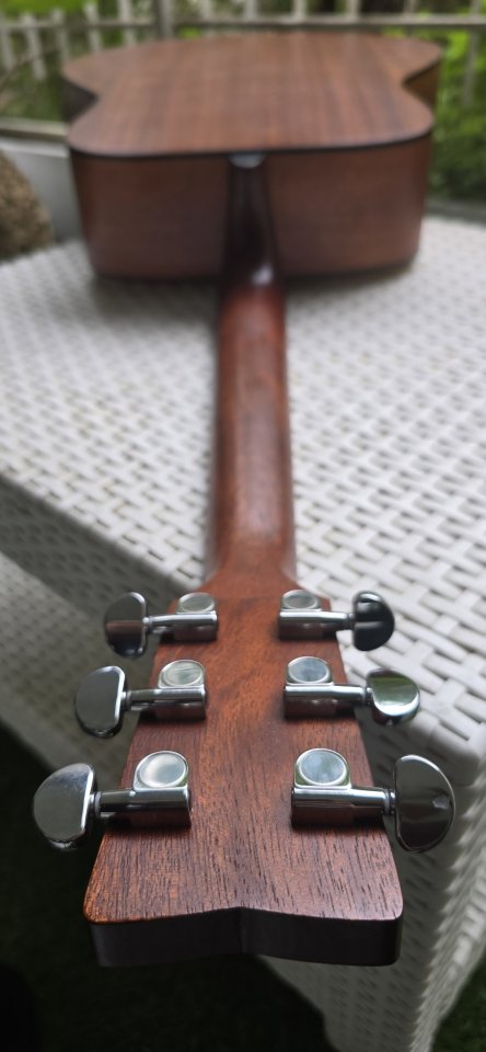 Guitarra Acústica Yamaha