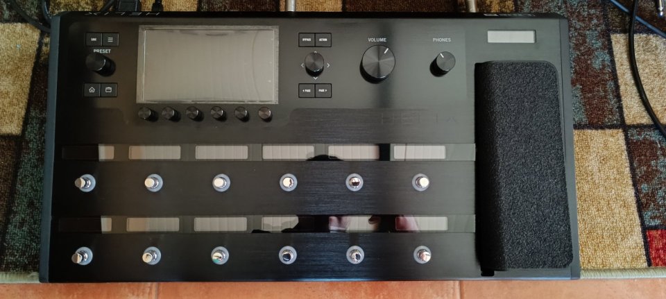 Line 6 helix floor de segunda mano · Foto 2 de 4 · Tarragona · 800 €