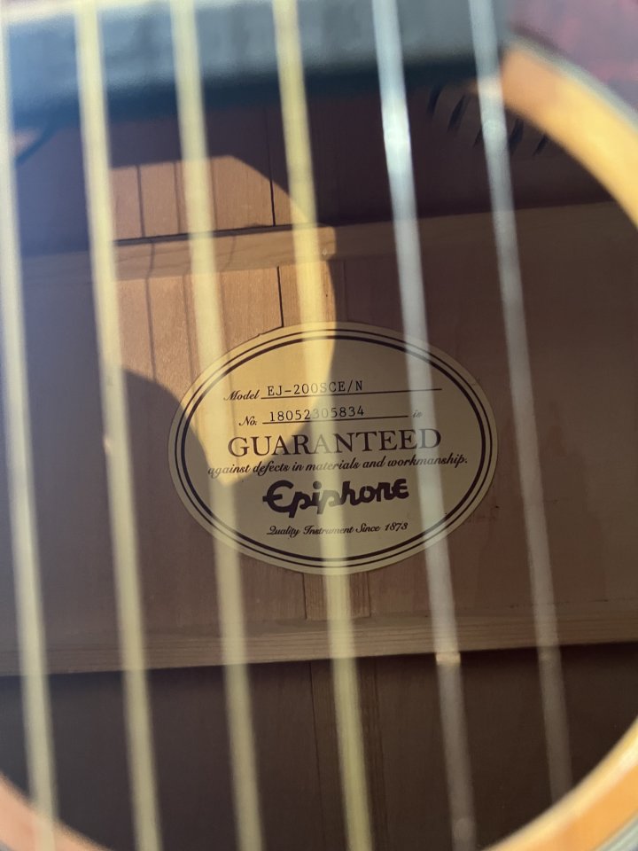 Vendo Epiphone EJ-200 de segunda mano · Foto 5 de 6 · Alicante · 380 €