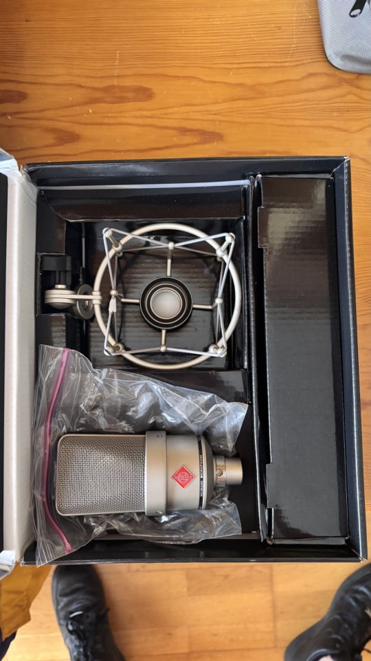 Neumann TLM 103 + Araña Original EA 4 (NUEVO) de segunda mano · Foto 2 de 4 · Barcelona · 950 €