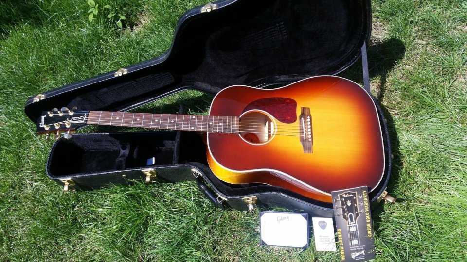 Gibson j45 edición limitada de segunda mano · Foto 7 de 7 · Segovia · 1700 €