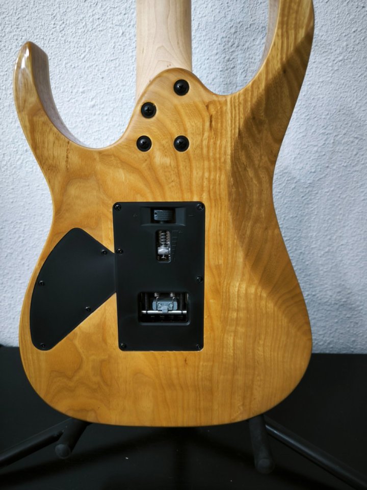Guitarra Ibanez de segunda mano · Foto 6 de 10 · Madrid · 430 €