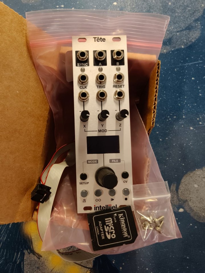 Tetrapad + Tete. de segunda mano · Foto 2 de 3 · Lleida · 415 €