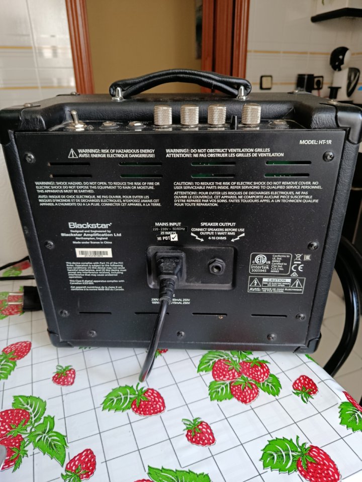 Blackstar HT-1 de segunda mano · Foto 2 de 3 · Valladolid · 110 €